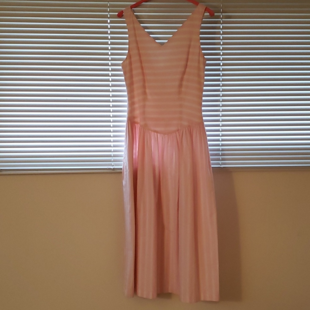Pretty in pink summer dress!